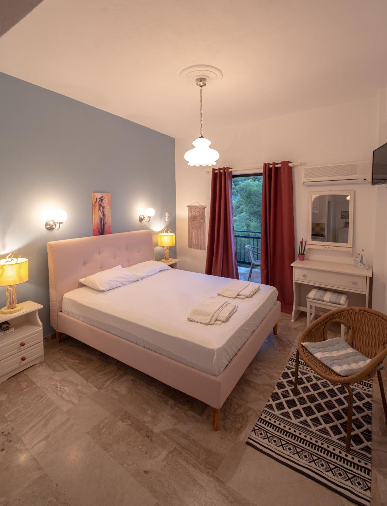 Stella Studios Pórosz Kültér fotó
